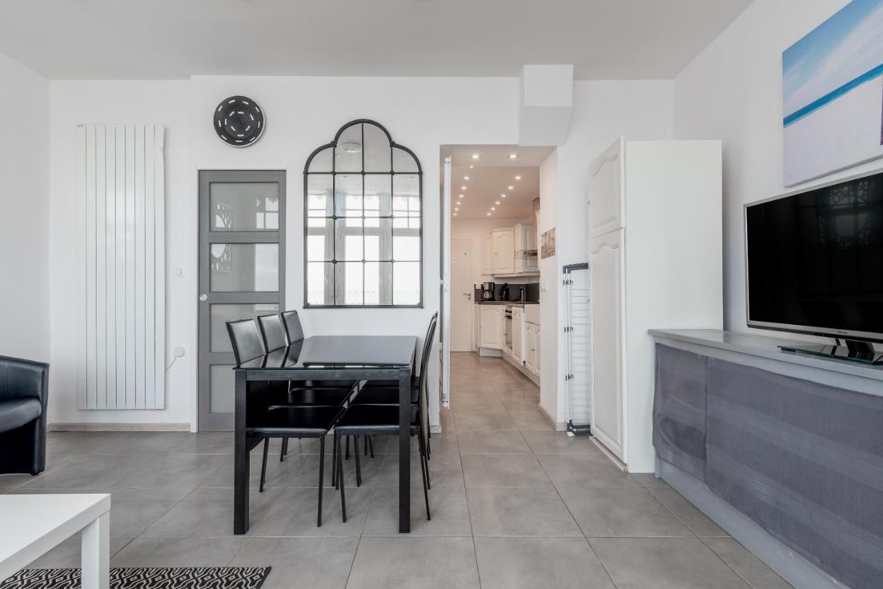 Appartement En Front De Mer Avec Terrasse Et Vue Mer Arromanches-les-Bains Exterior foto