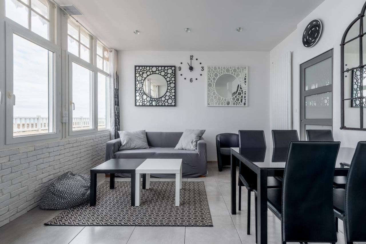 Appartement En Front De Mer Avec Terrasse Et Vue Mer Arromanches-les-Bains Exterior foto